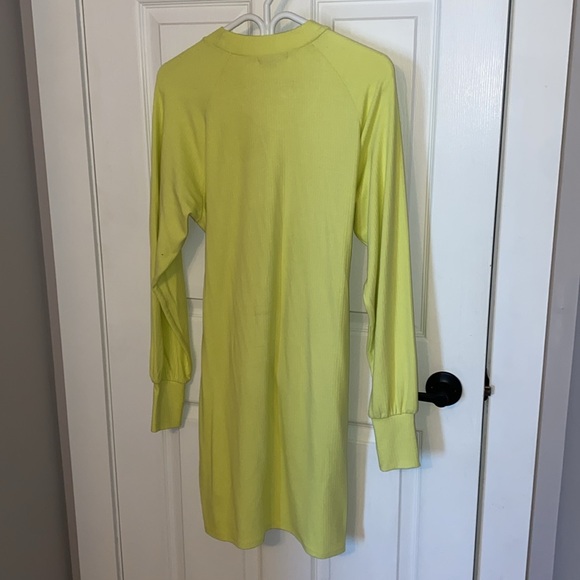 NWT thin sweater dress, size M, lime yellow colour. Very comfortable. - Picture 2 of 6